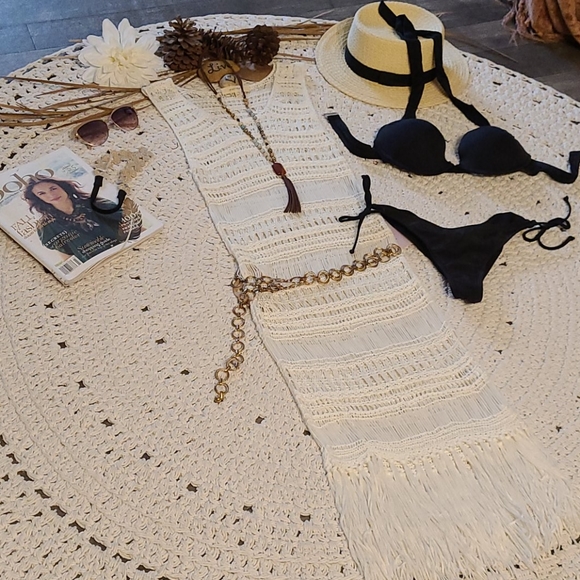 NEW NWT  BOHO CREAMY WHITE  CROCHET DRESS COVERUP. - Picture 10 of 15